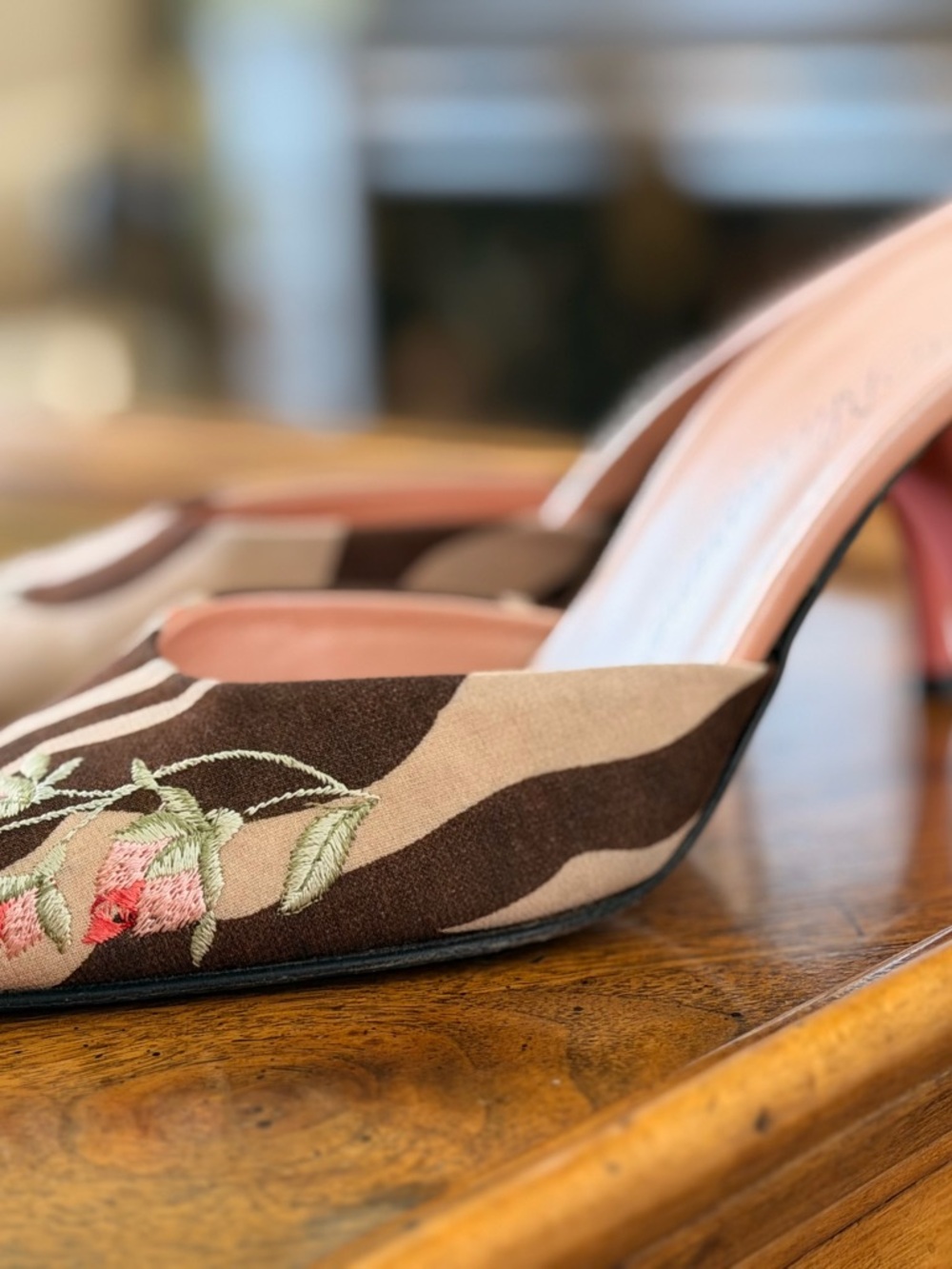 Embroidered Bluemarine Zebra Mules - 35 1/2 - Picture 2 of 10